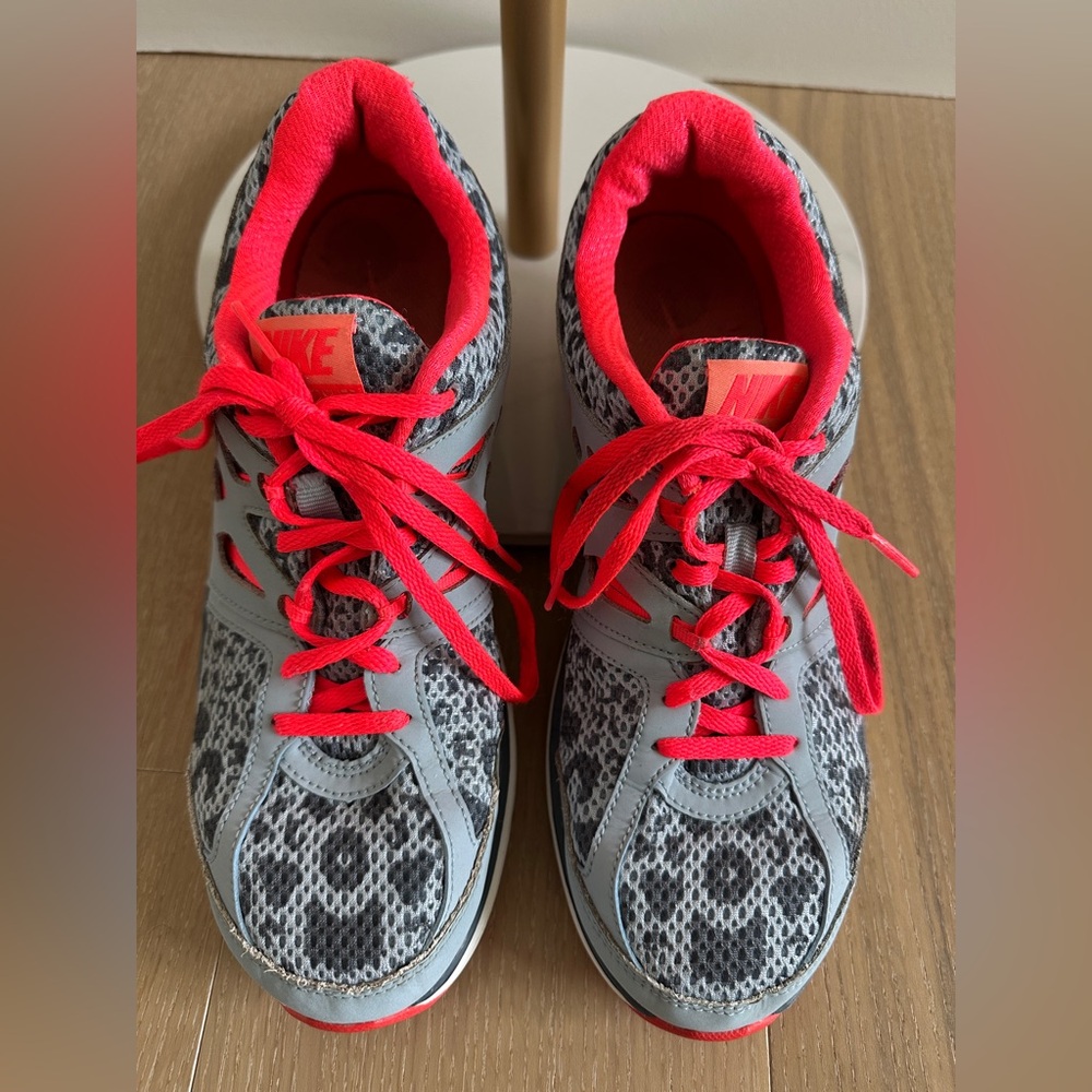 Nike Gray and Red Women's Sneakers